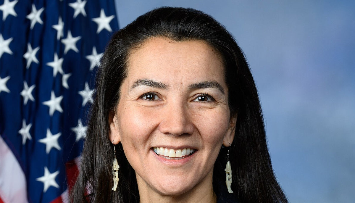 a democrat running for senate is accused of using the f-slur on her staff. her first defender was george santos, using it too.
