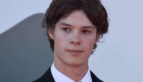 romeo beckham's first movie is a gay tennis romance and the trailer delivers a kiss. david, sit down.